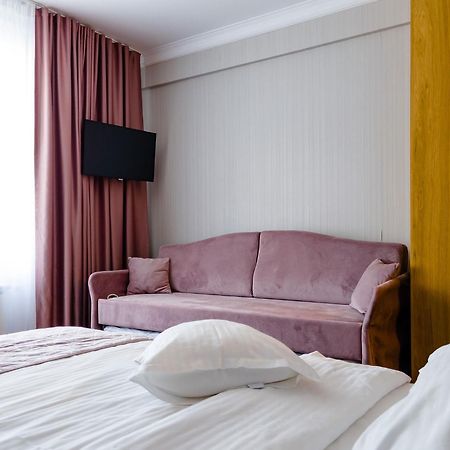 Hotel Roser House Boutique - Pe Malul Lacului Colibiţa Екстериор снимка