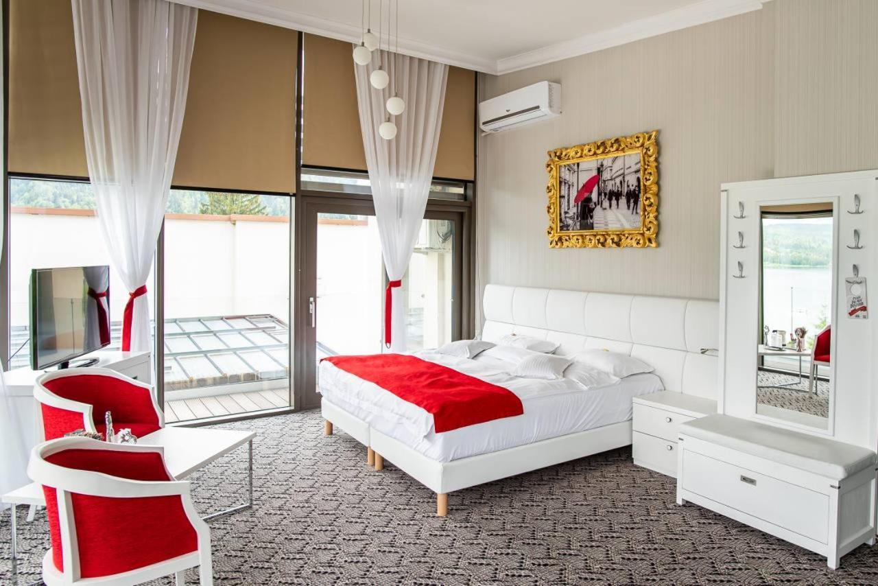 Hotel Roser House Boutique - Pe Malul Lacului Colibiţa Екстериор снимка