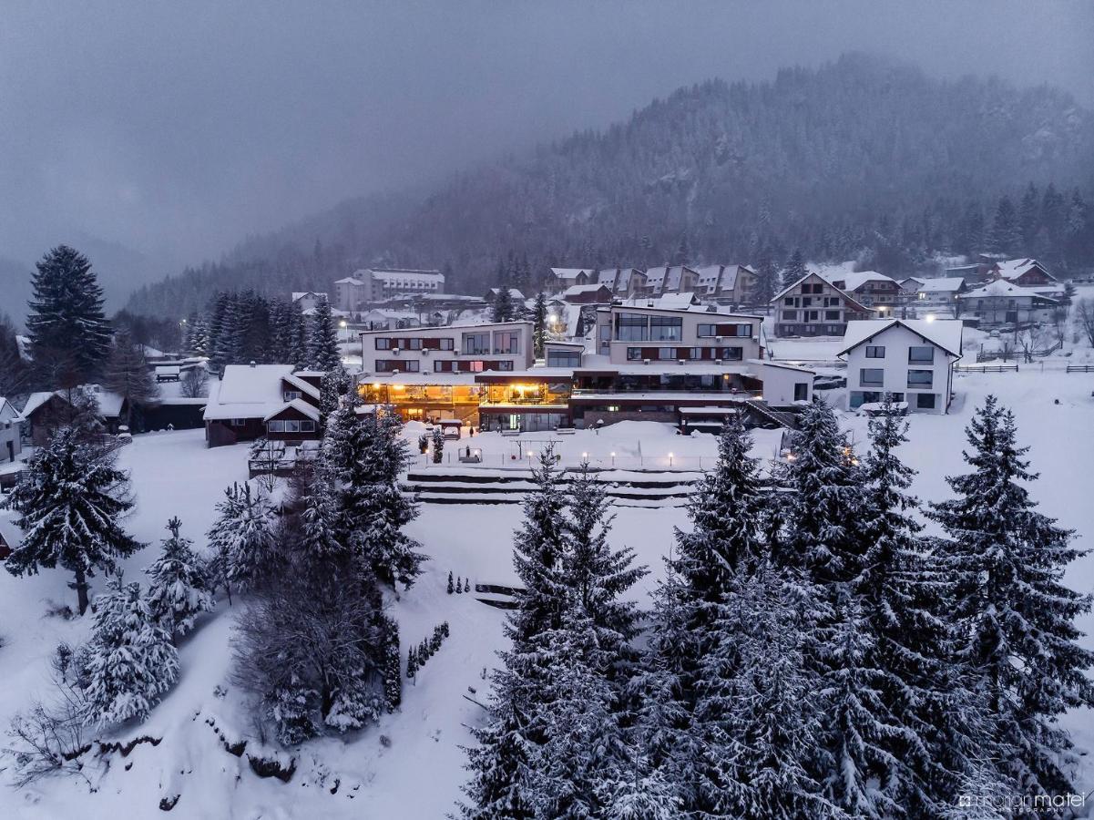 Hotel Roser House Boutique - Pe Malul Lacului Colibiţa Екстериор снимка
