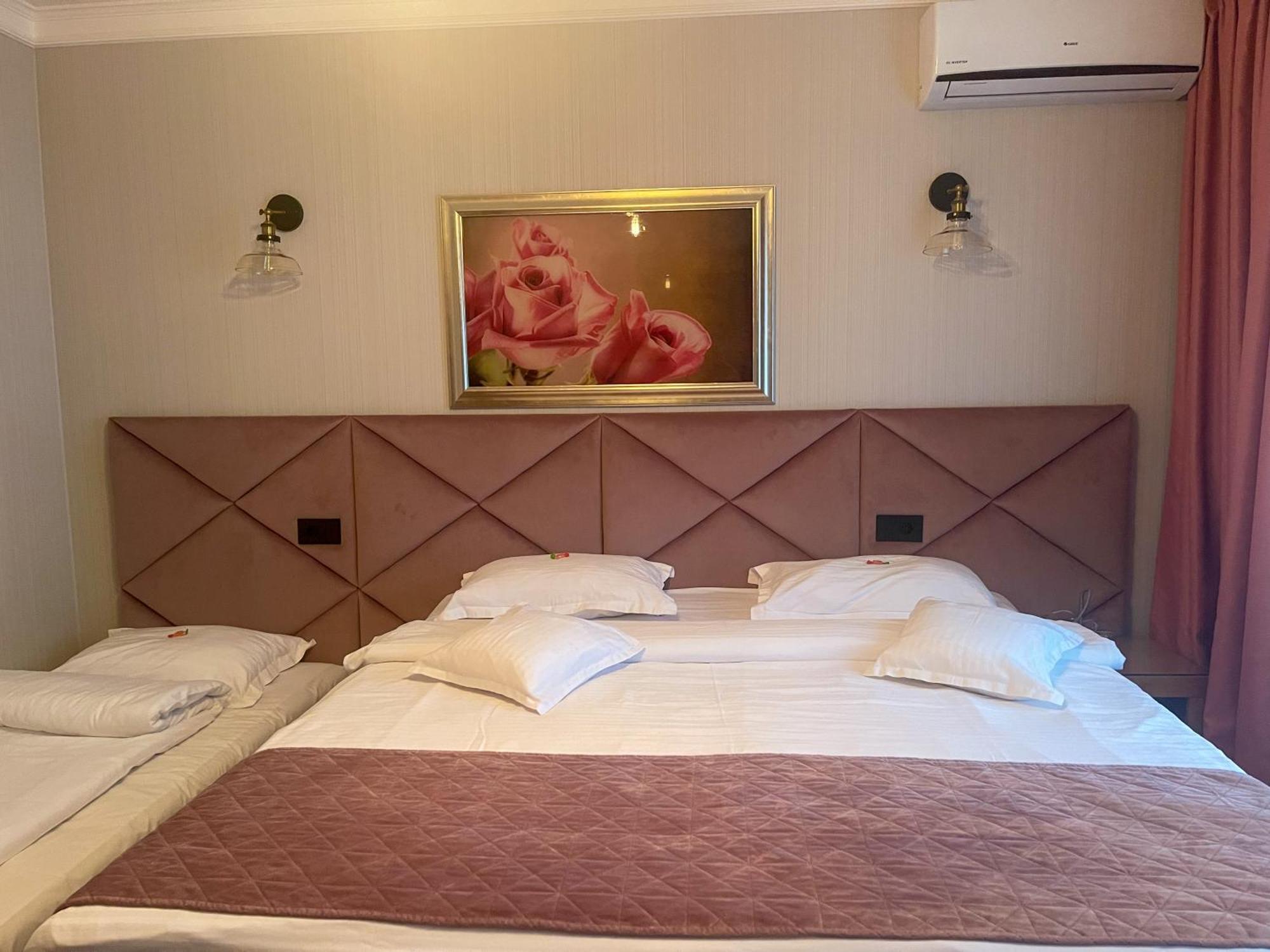 Hotel Roser House Boutique - Pe Malul Lacului Colibiţa Екстериор снимка